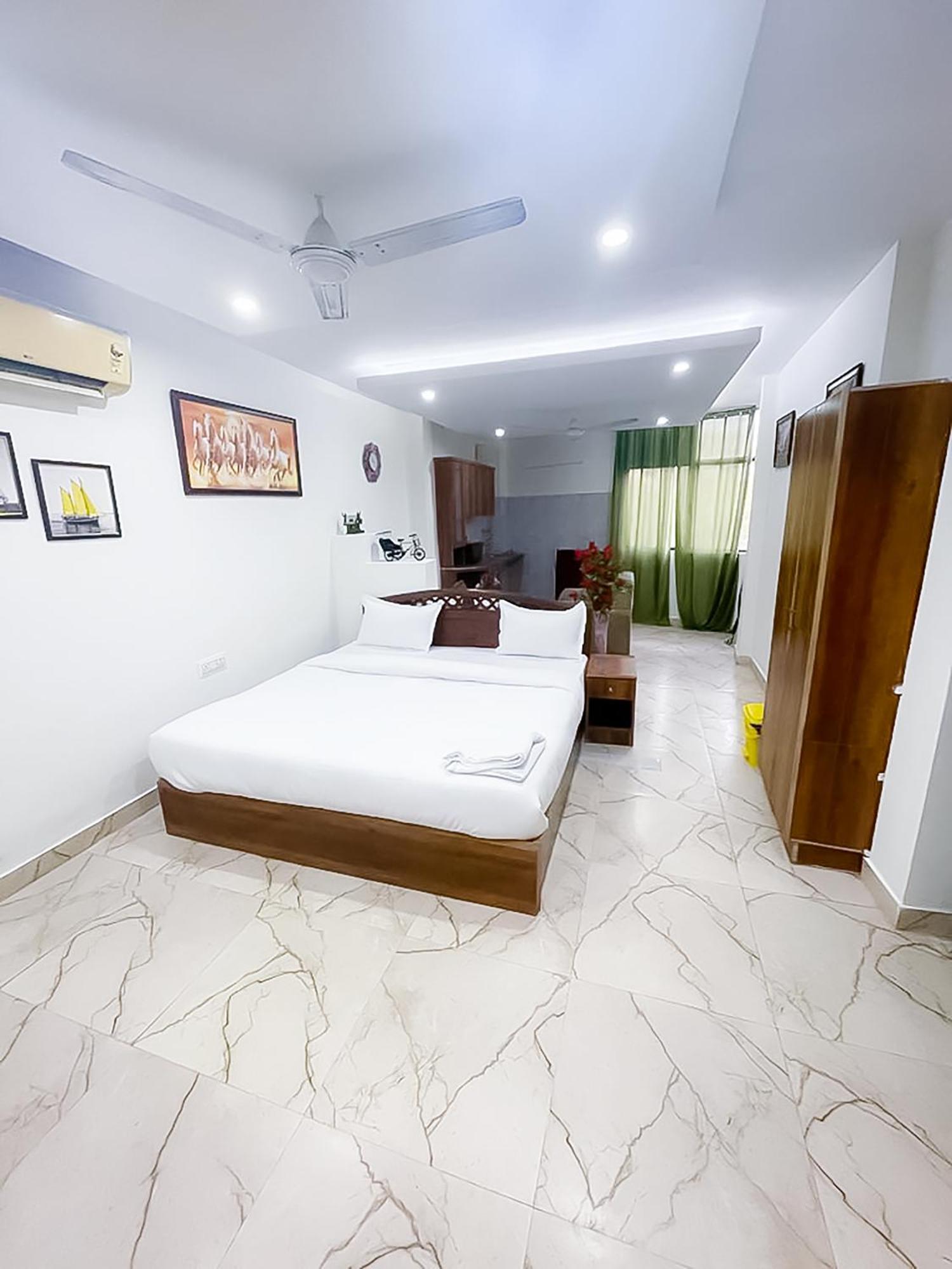 T-49 Hauz Khas By Roomshala Hotel New Delhi