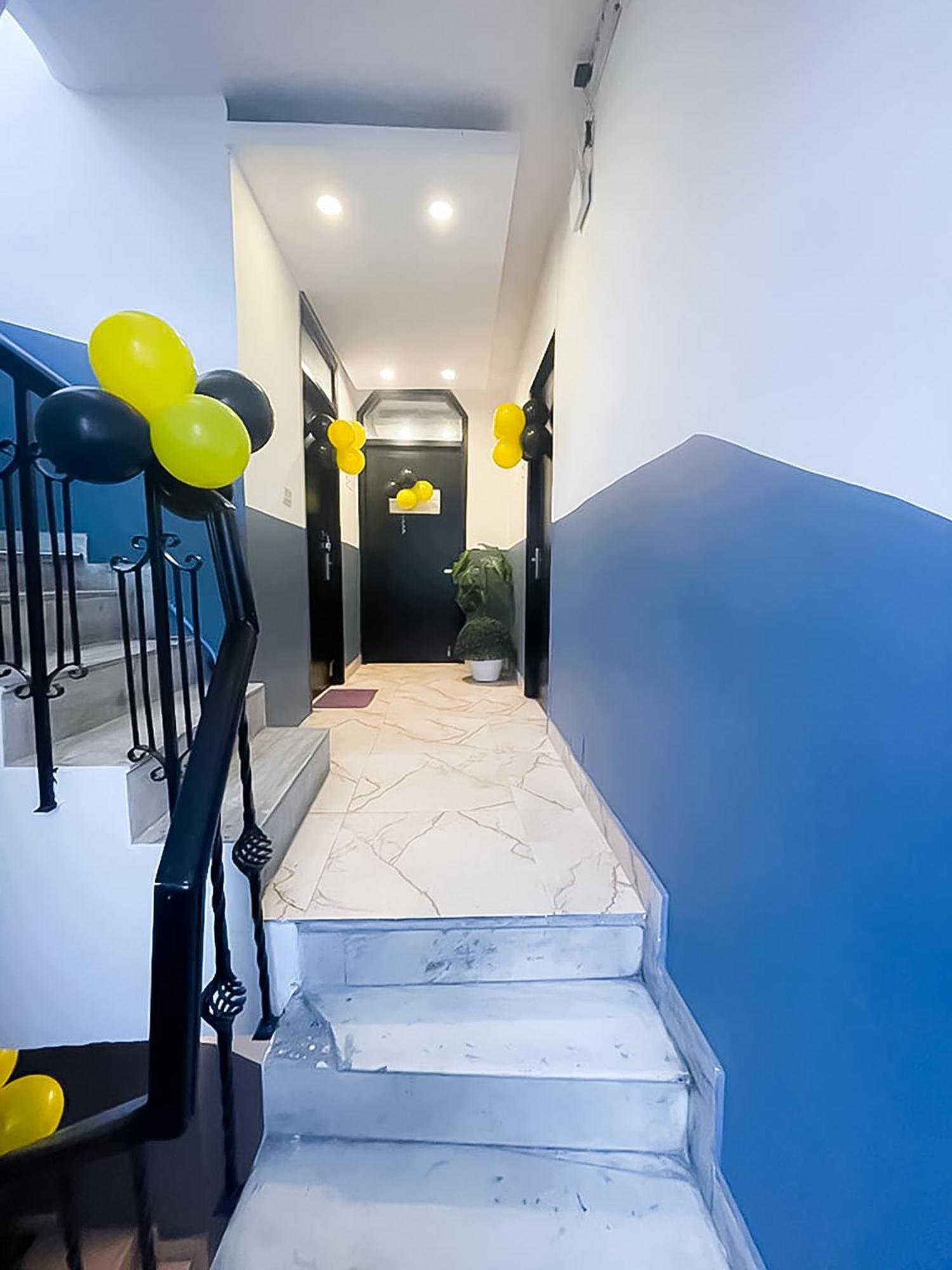T-49 Hauz Khas By Roomshala New Delhi