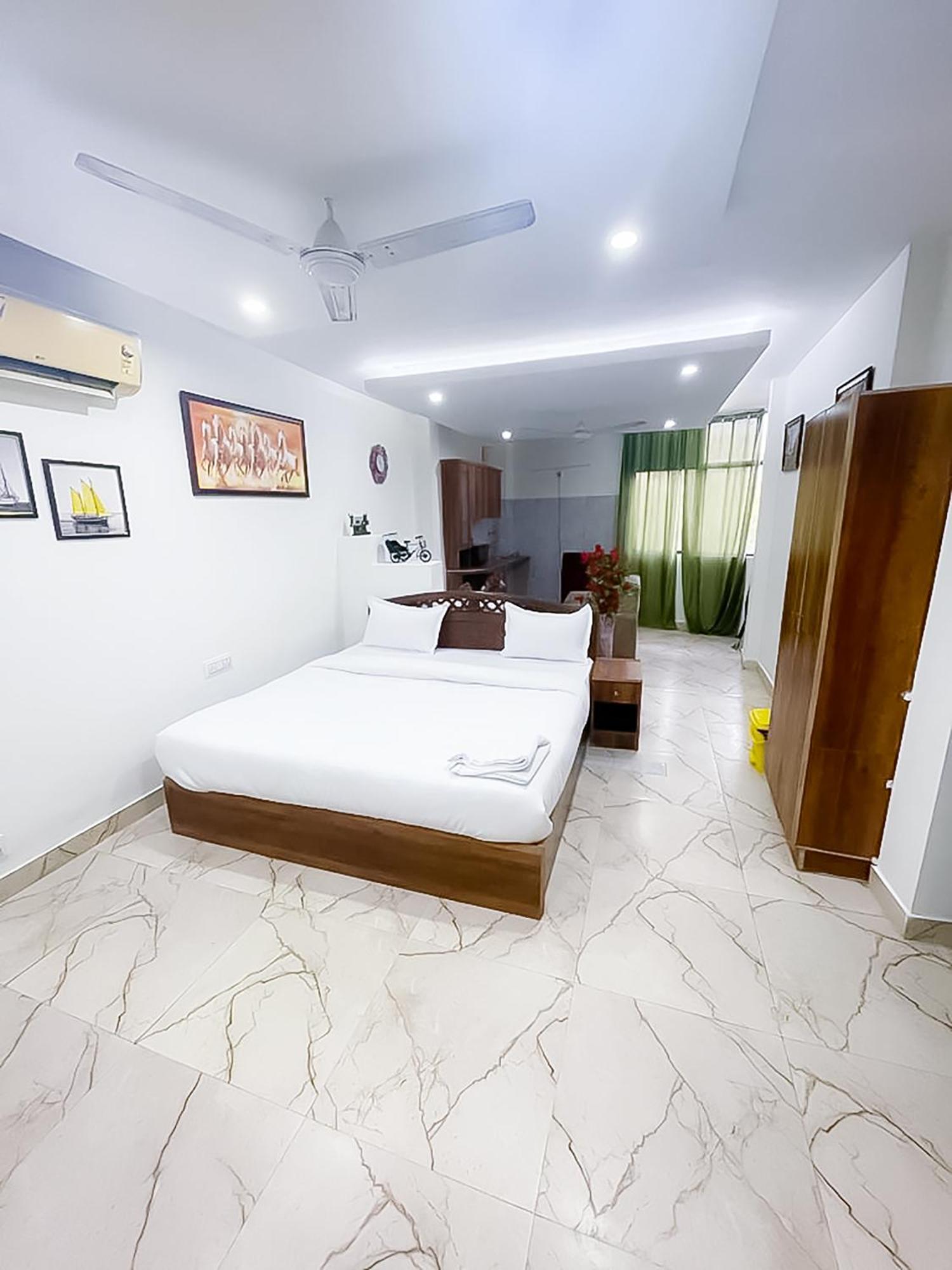 T-49 Hauz Khas By Roomshala 3* New Delhi